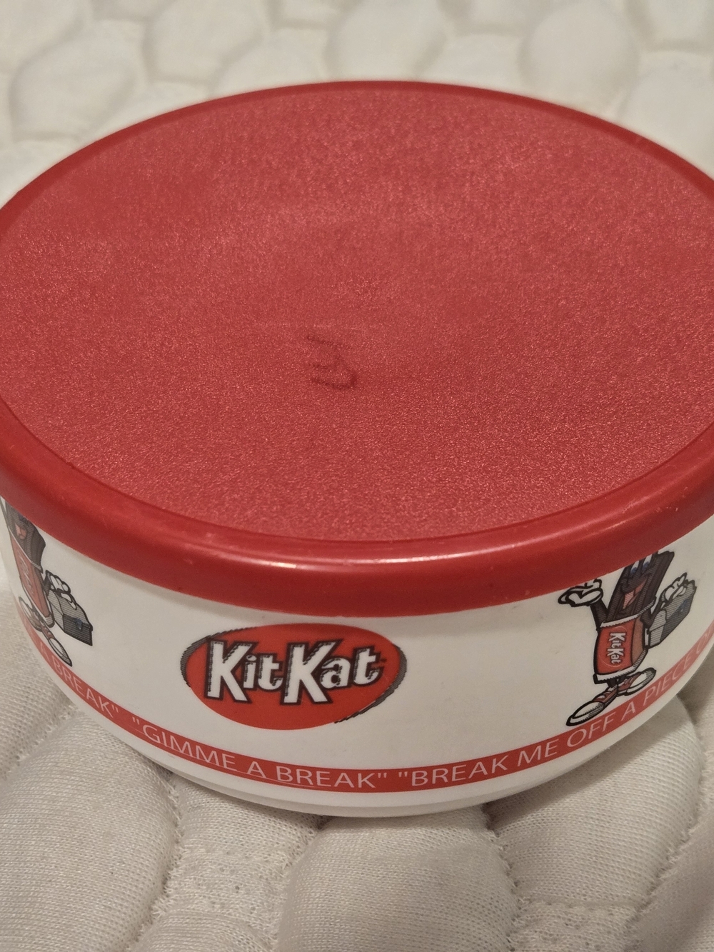 Kit Kat Promotional Bowl With Lid Gimme A Break Slogan White Red Collectable